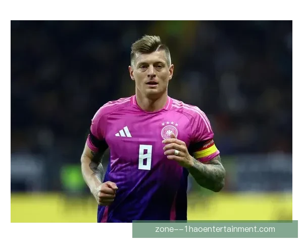 克罗斯坦言频繁赛程让球员身心承受巨大压力